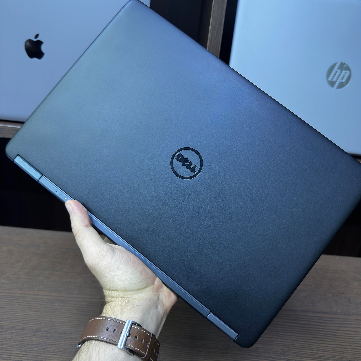 Dell Latitude 7250 12.5-inch (Core i7 5th Gen, 4GB RAM, 128GB SSD) – Used Excellent