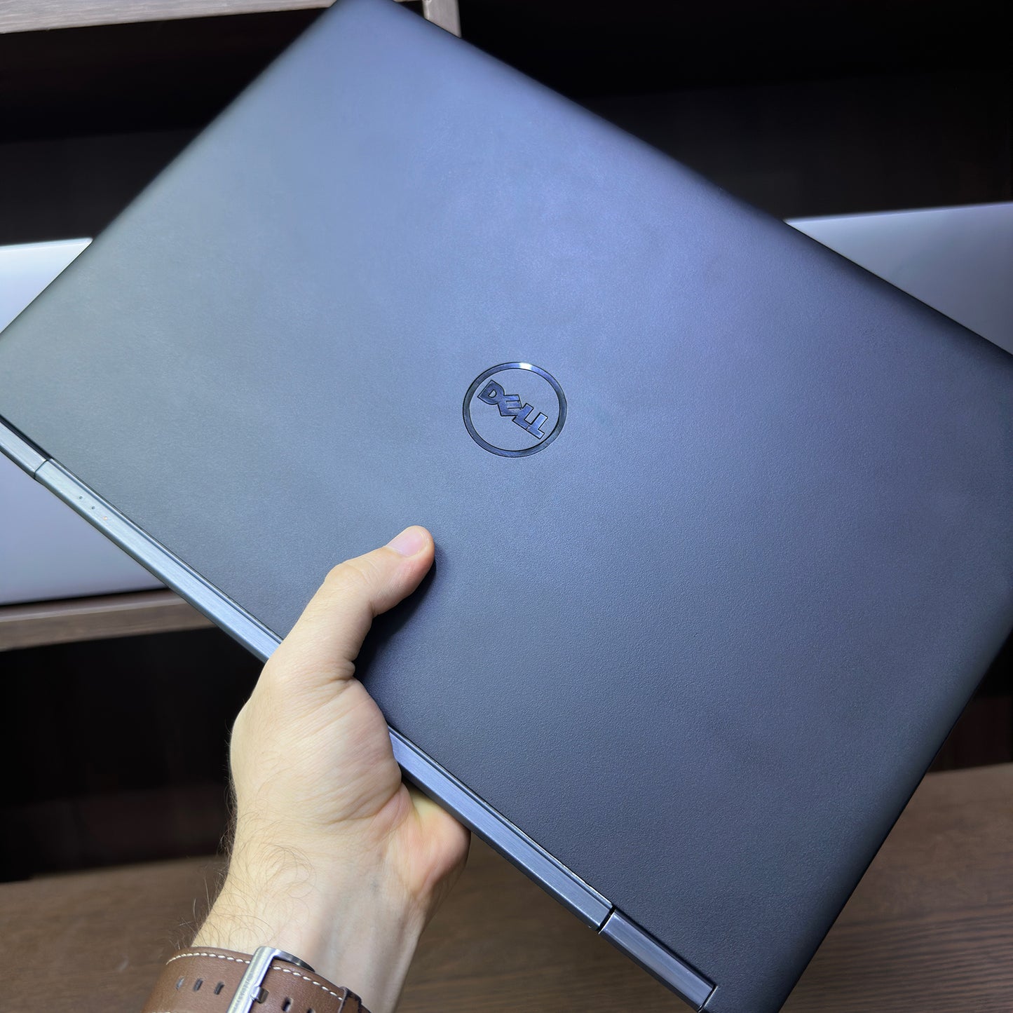 Dell Latitude 7450 14-inch (Core i7 5th Gen, 8GB RAM, 256GB SSD) – Used Excellent