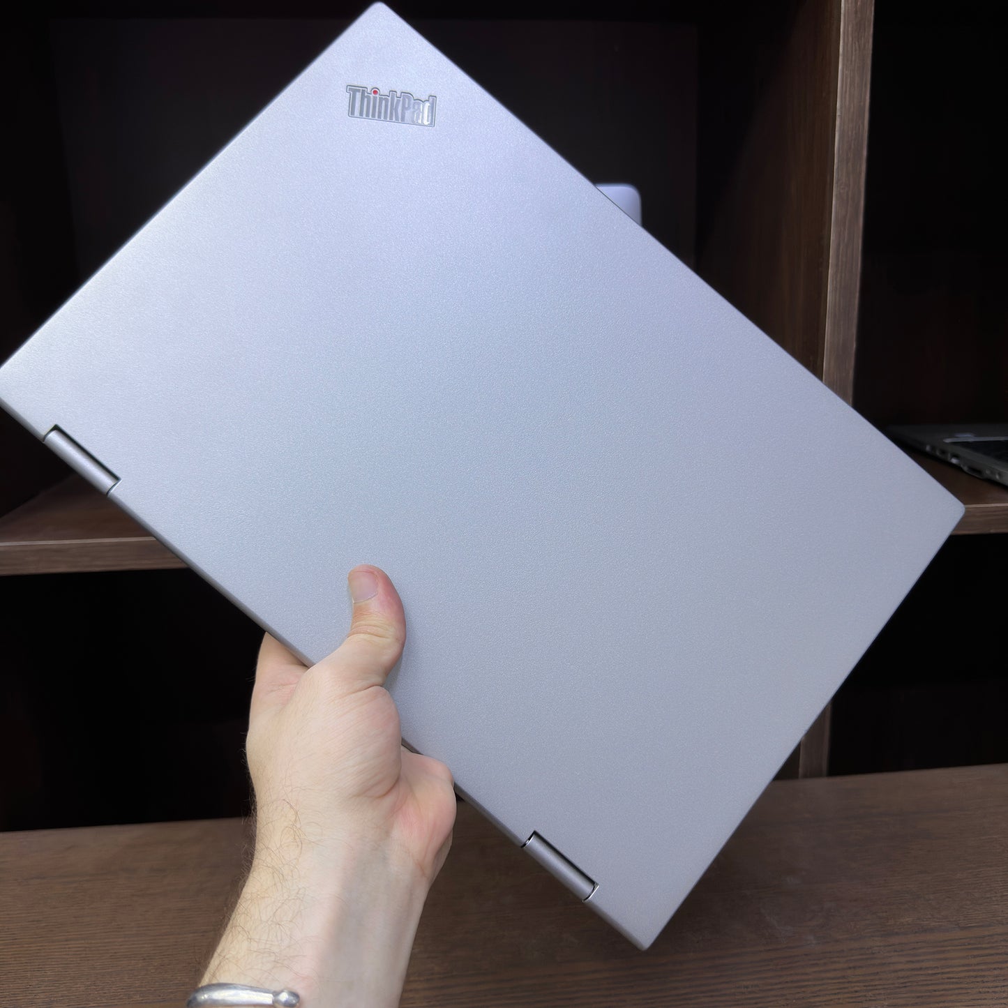 Lenovo ThinkPad X1 Yoga 14-inch (Core i5 8th Gen, 8GB RAM, 256GB SSD, Silver) – Used Excellent