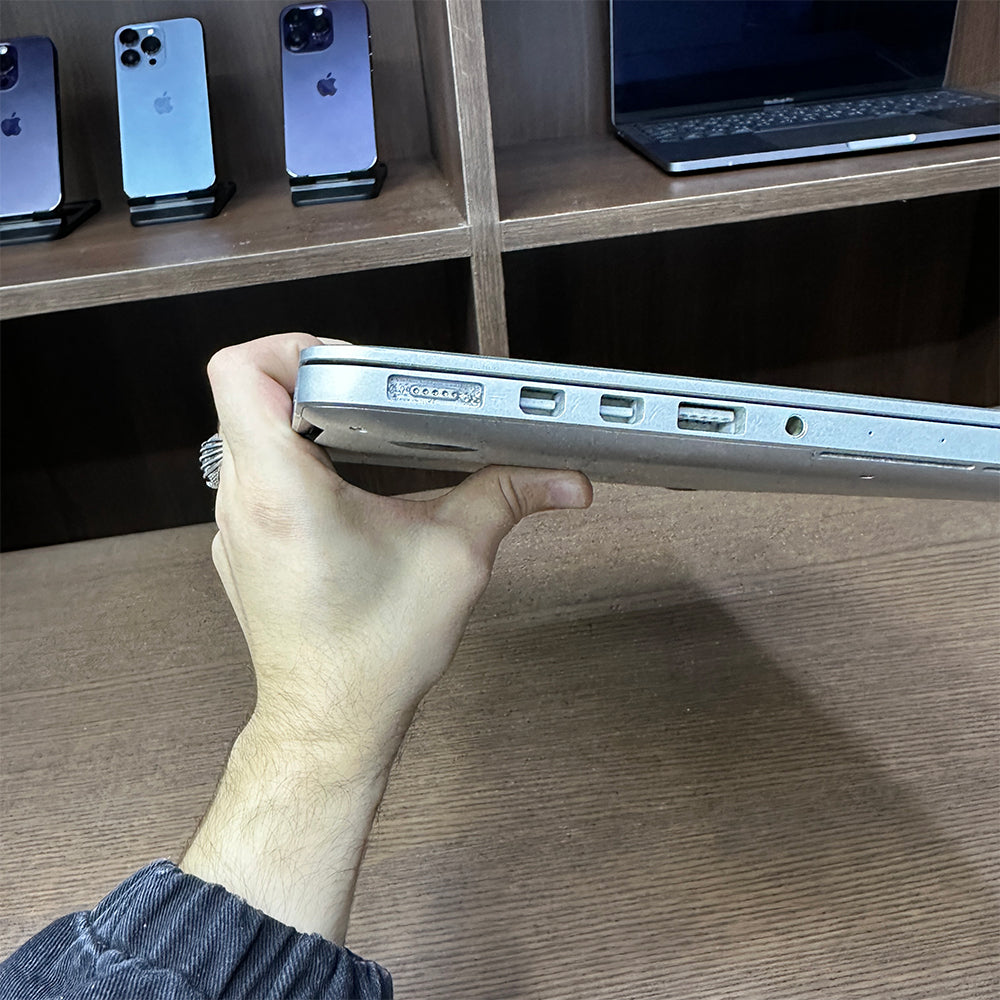 Apple MacBook Pro 13.3-inch (A1502, 2015, Core i5, 8GB RAM, 256GB SSD) – Used Excellent