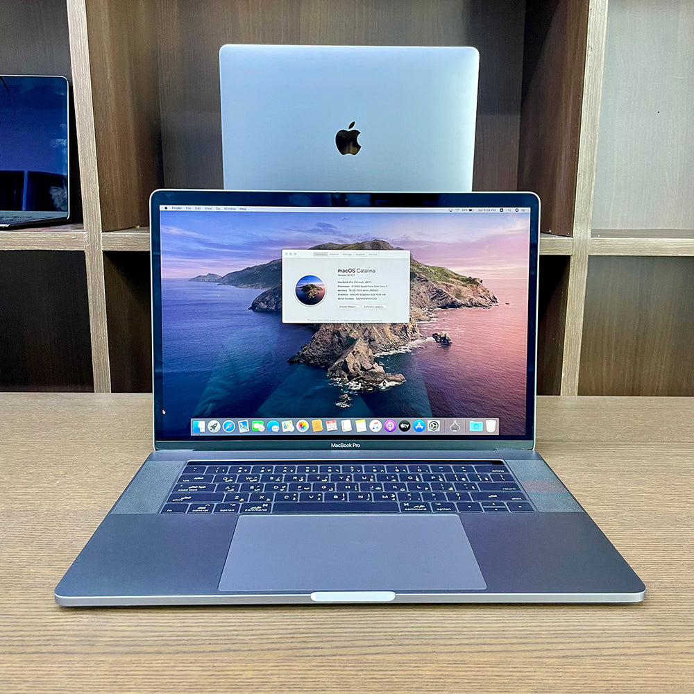 Apple MacBook Pro 15.4-inch (A1707, 2017, Core i7, 16GB RAM, 512GB SSD) – Used Excellent