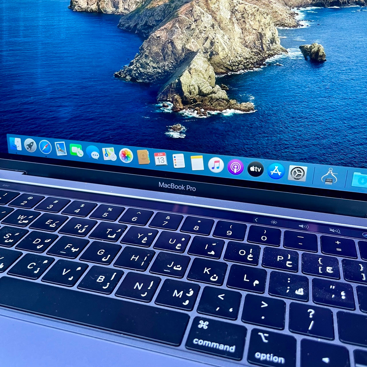 Apple MacBook Pro 13.3-inch (A1989, 2019, Core i7, 16GB RAM, 512GB SSD) – Used Excellent