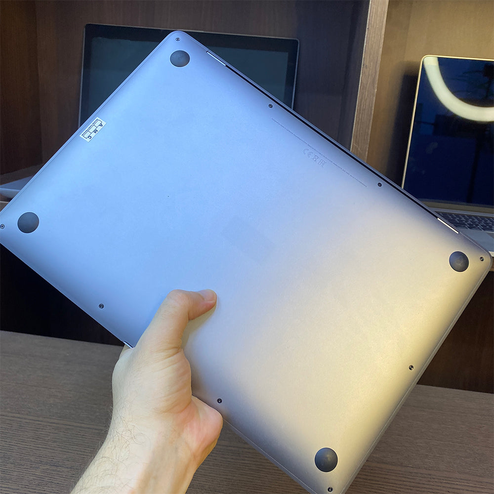 Apple MacBook Air 13.3-inch Retina (A2179, 2020, Core i5, 8GB RAM, 256GB SSD) – Used Excellent