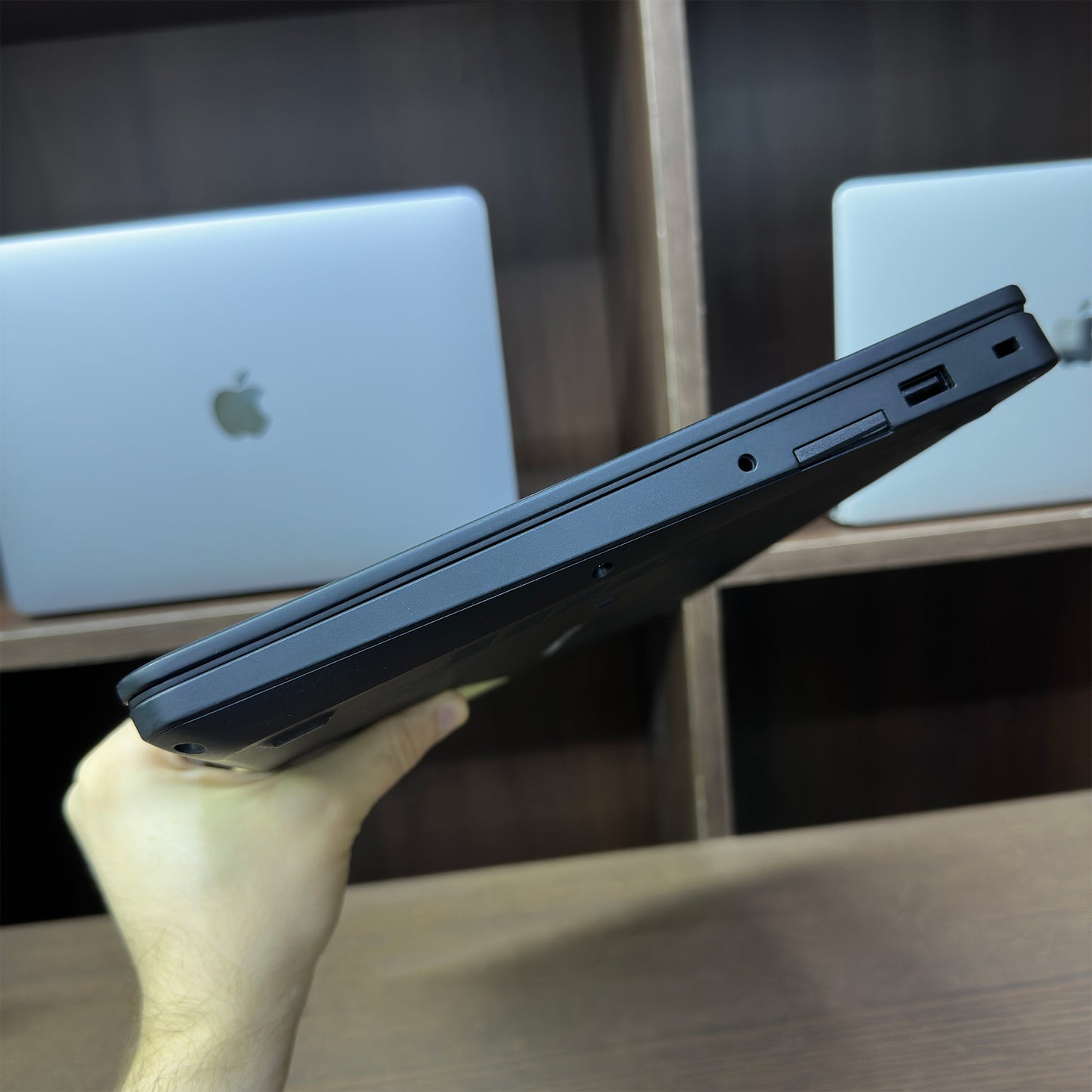 Dell Latitude 5470 14-inch (Core i5 6th Gen, 8GB RAM, 256GB SSD) – Used Excellent