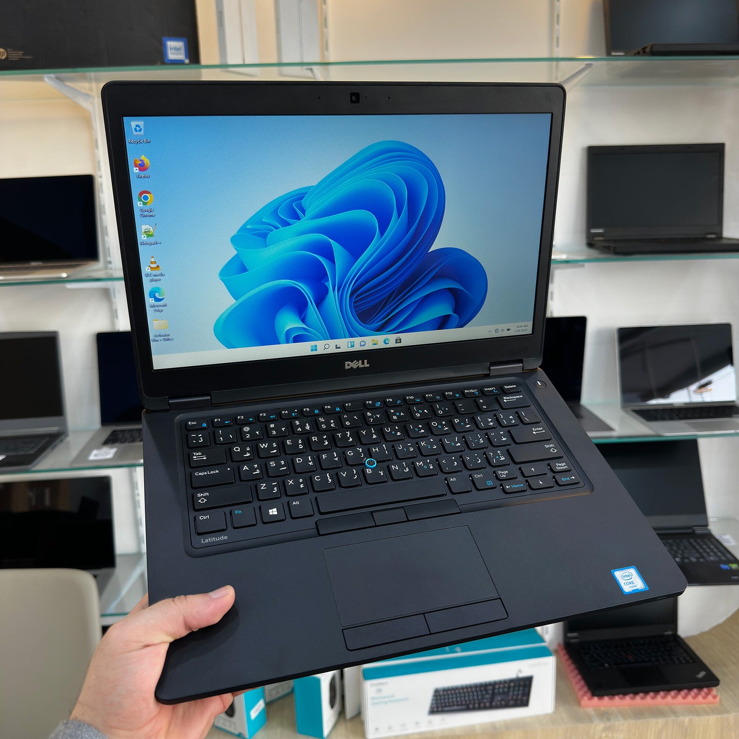 Dell Latitude 5480 14-inch (Core i5 6th Gen, 8GB RAM, 256GB SSD) – Used Excellent