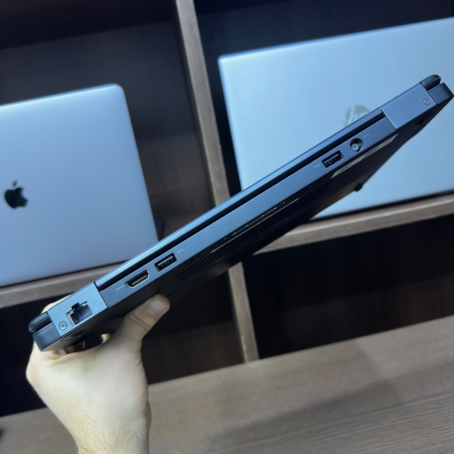 Dell Latitude 7250 12.5-inch (Core i7 5th Gen, 4GB RAM, 128GB SSD) – Used Excellent