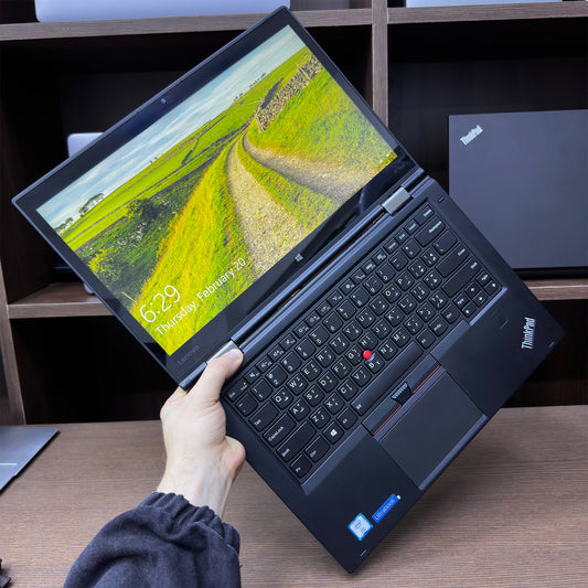 Lenovo ThinkPad X1 Yoga 14-inch (Core i5 7th Gen, 8GB RAM, 256GB SSD) – Used Excellent