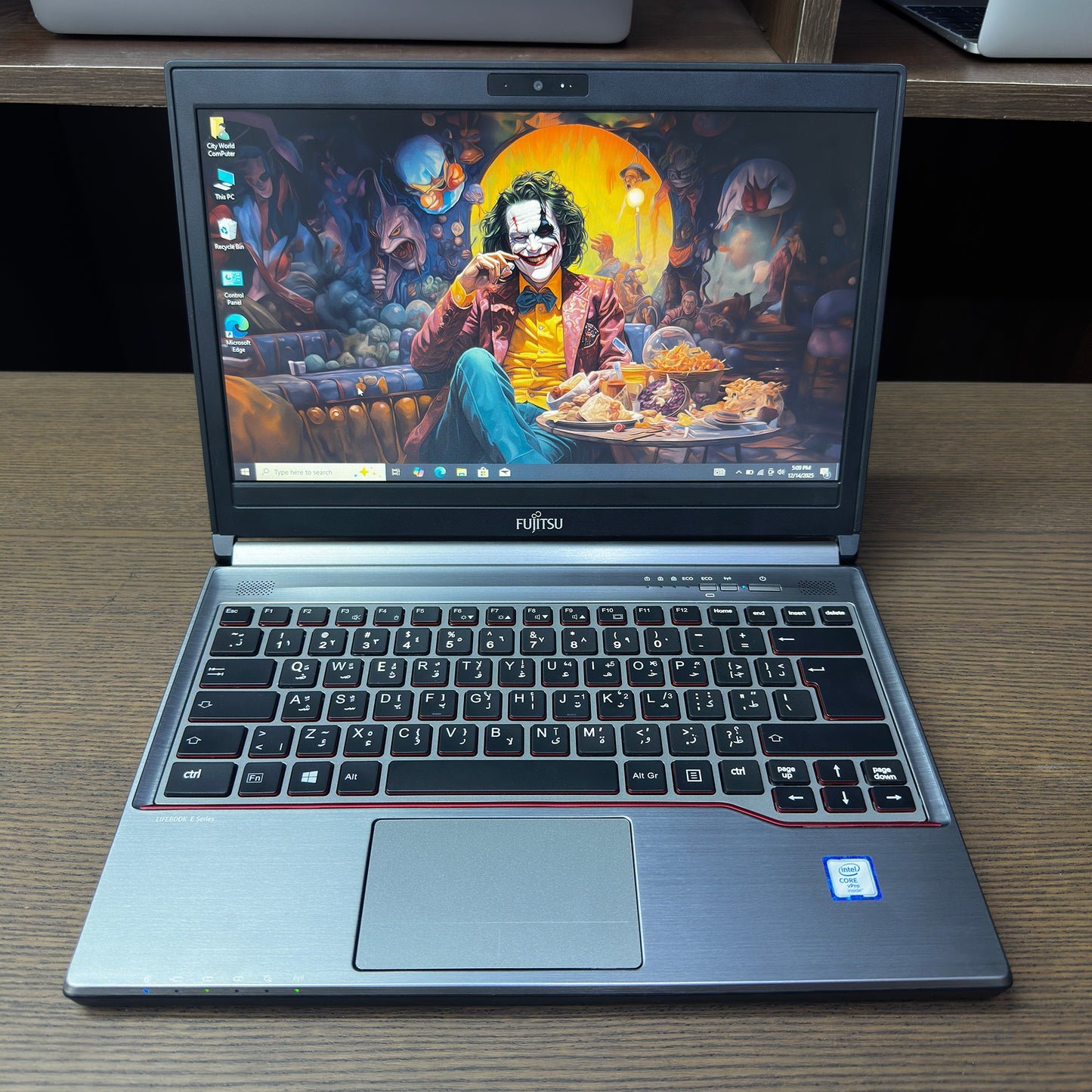 Fujitsu Lifebook E736 14-inch (Core i7 6th Gen, 8GB DDR4 RAM, 256GB SSD) – Used Excellent