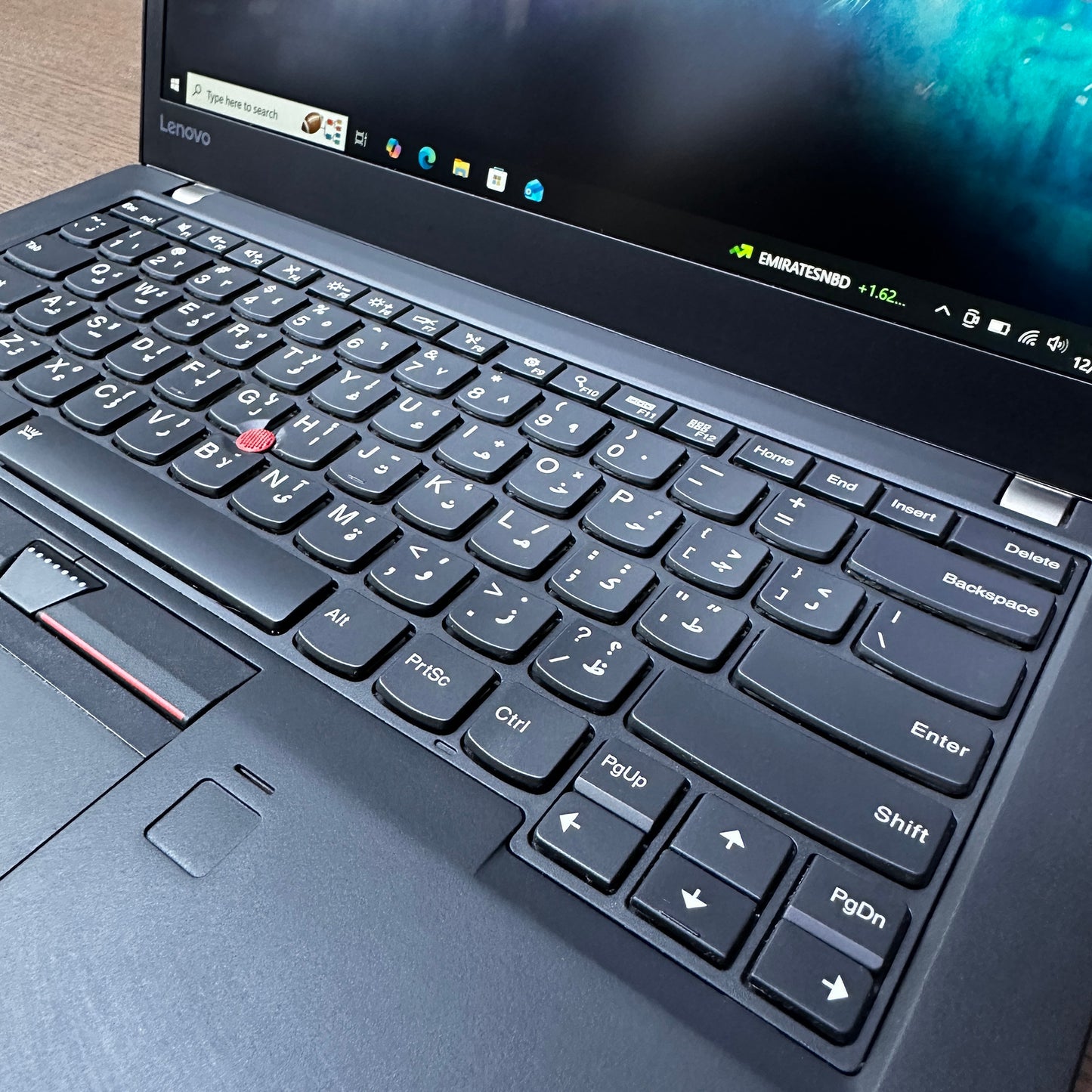 Lenovo ThinkPad T460s 14-inch (Core i5 7th Gen, 8GB RAM, 256GB SSD) – Used Excellent